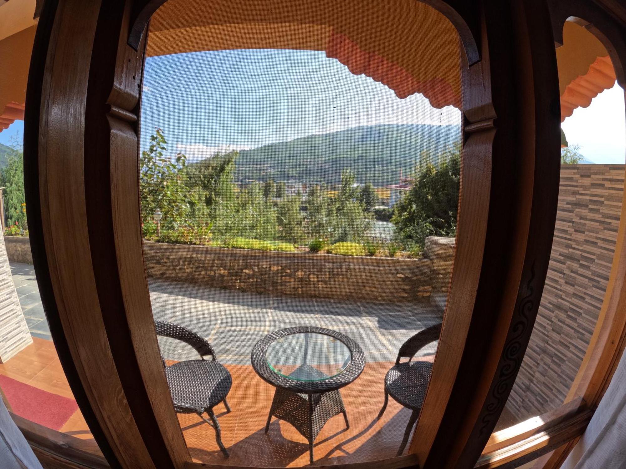 Rema Resort Paro Extérieur photo